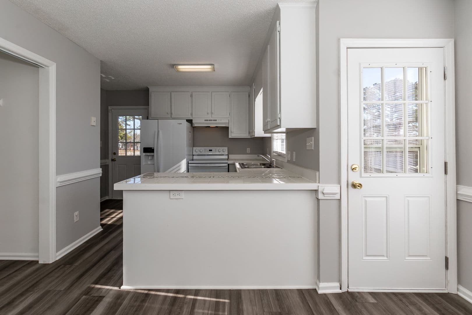 Zebulon House: 205 W Horton St
