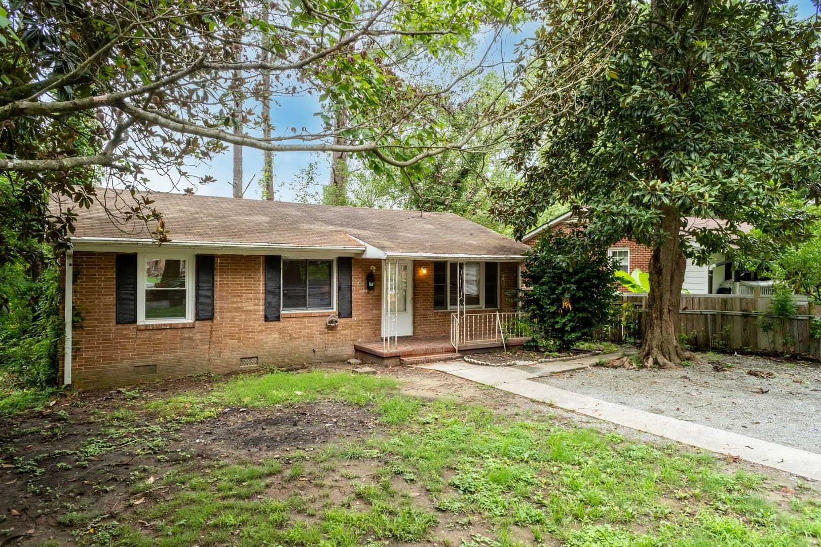 Durham House: 1210 Truman St