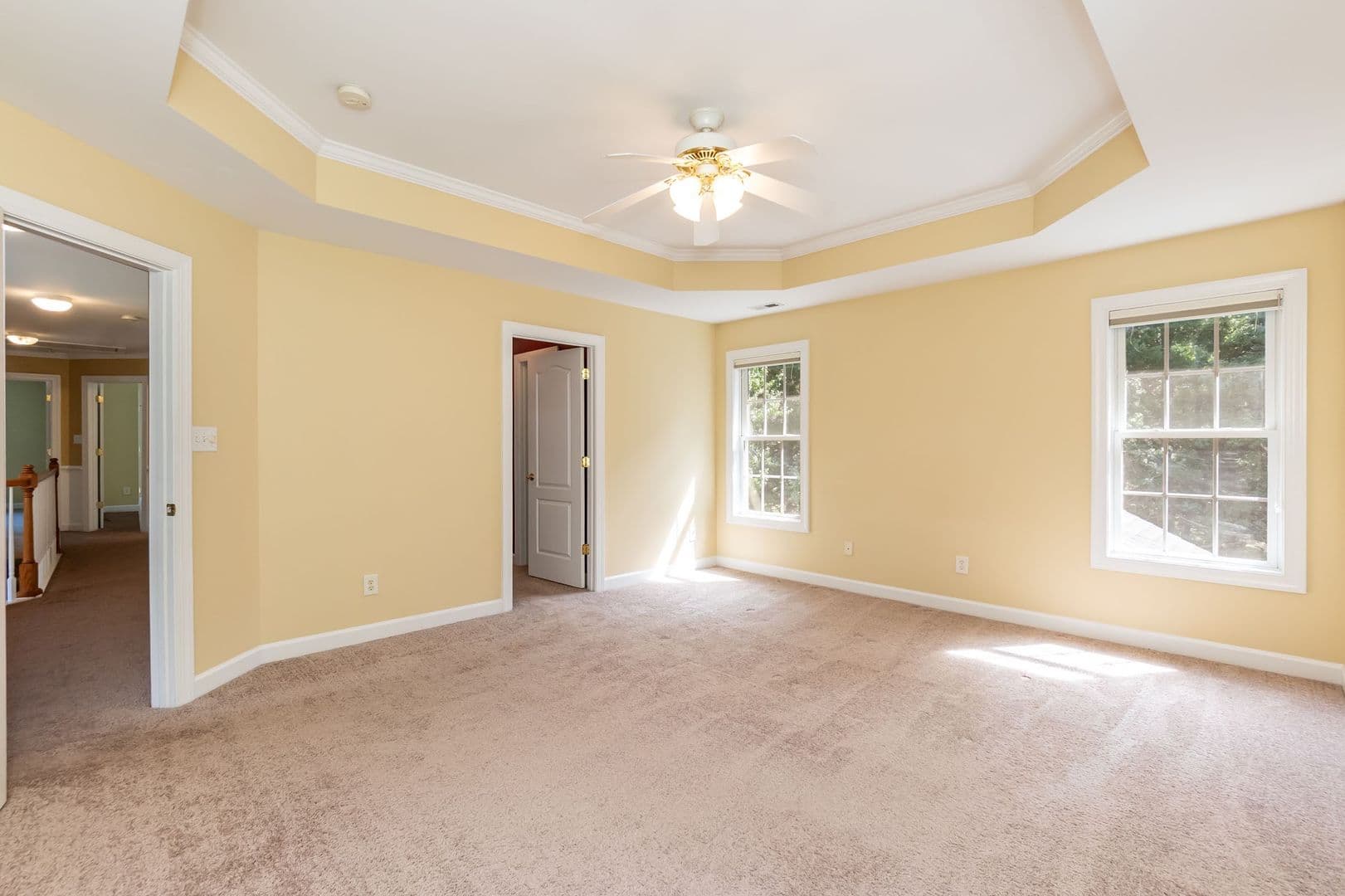 Durham House: 1006 Goldenview Ct