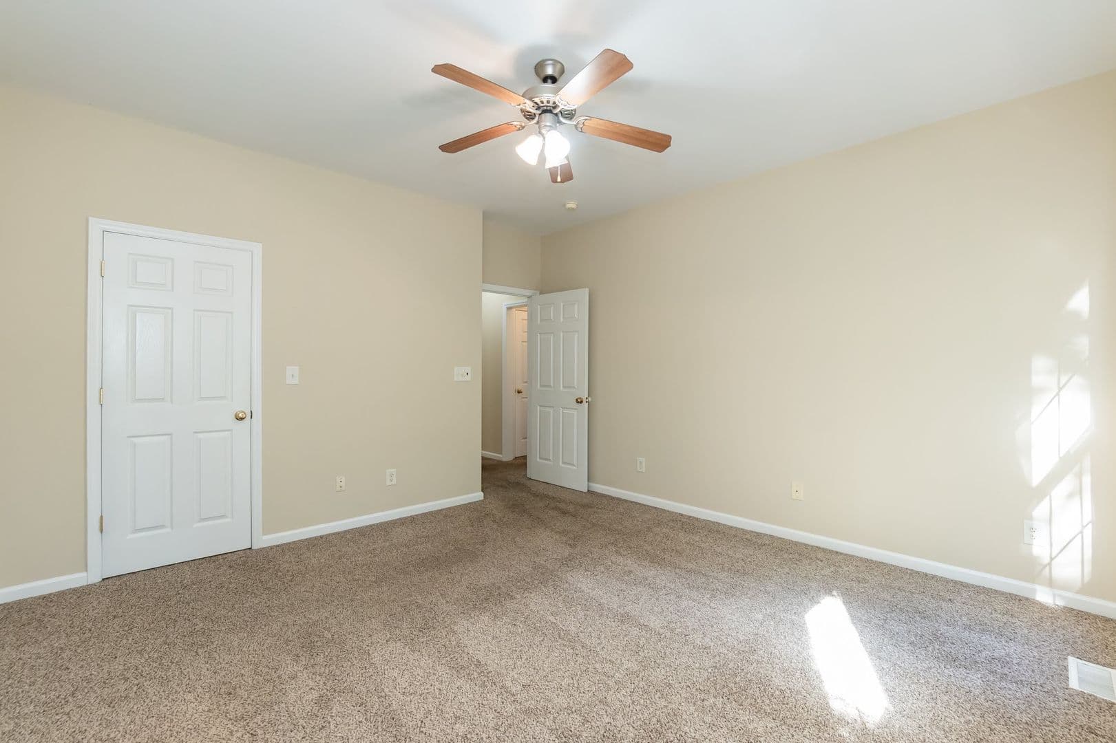 Rolesville House: 108 Allie Bell Ln