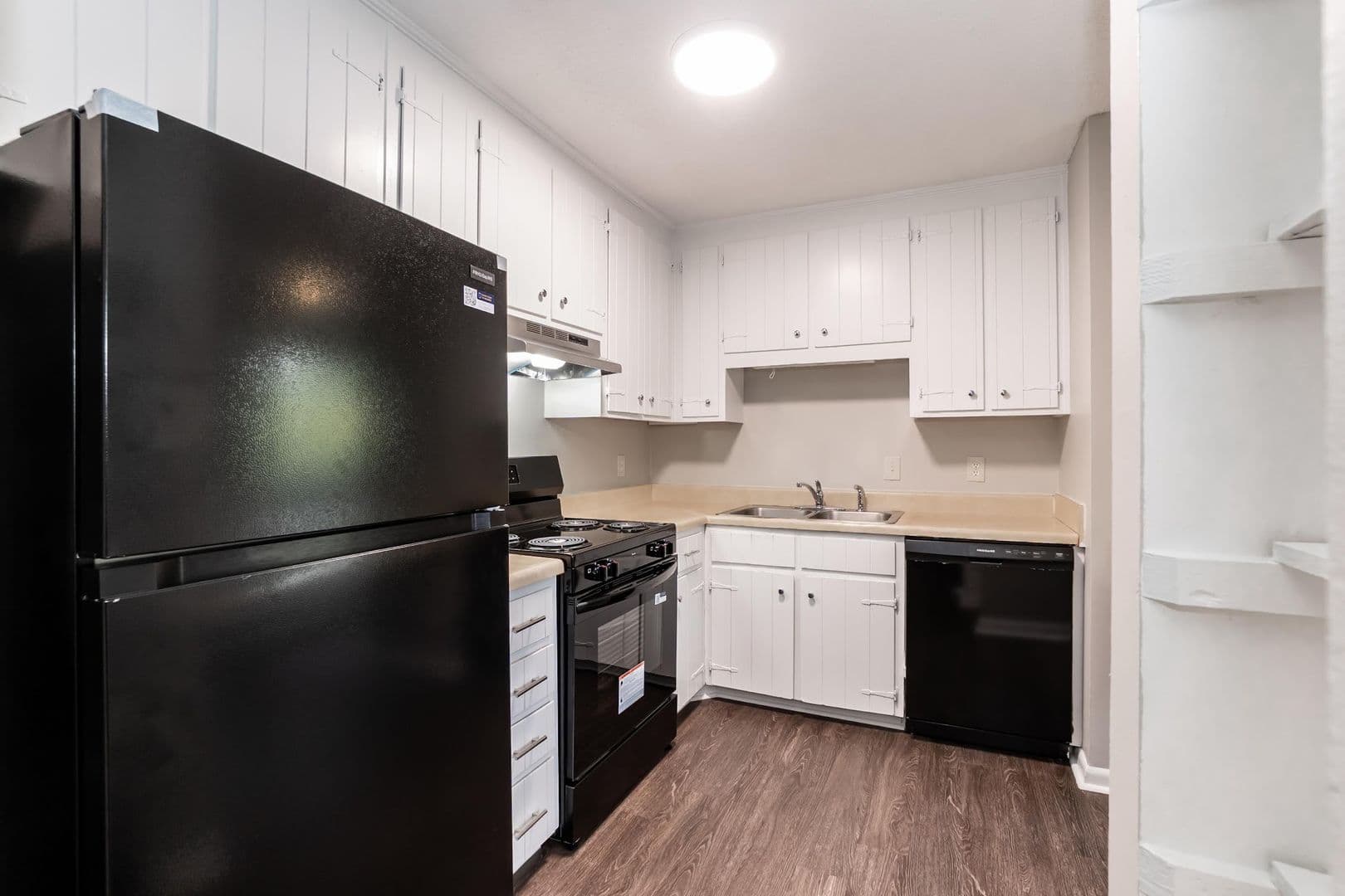 Raleigh Apartment: 2821 OKelly St