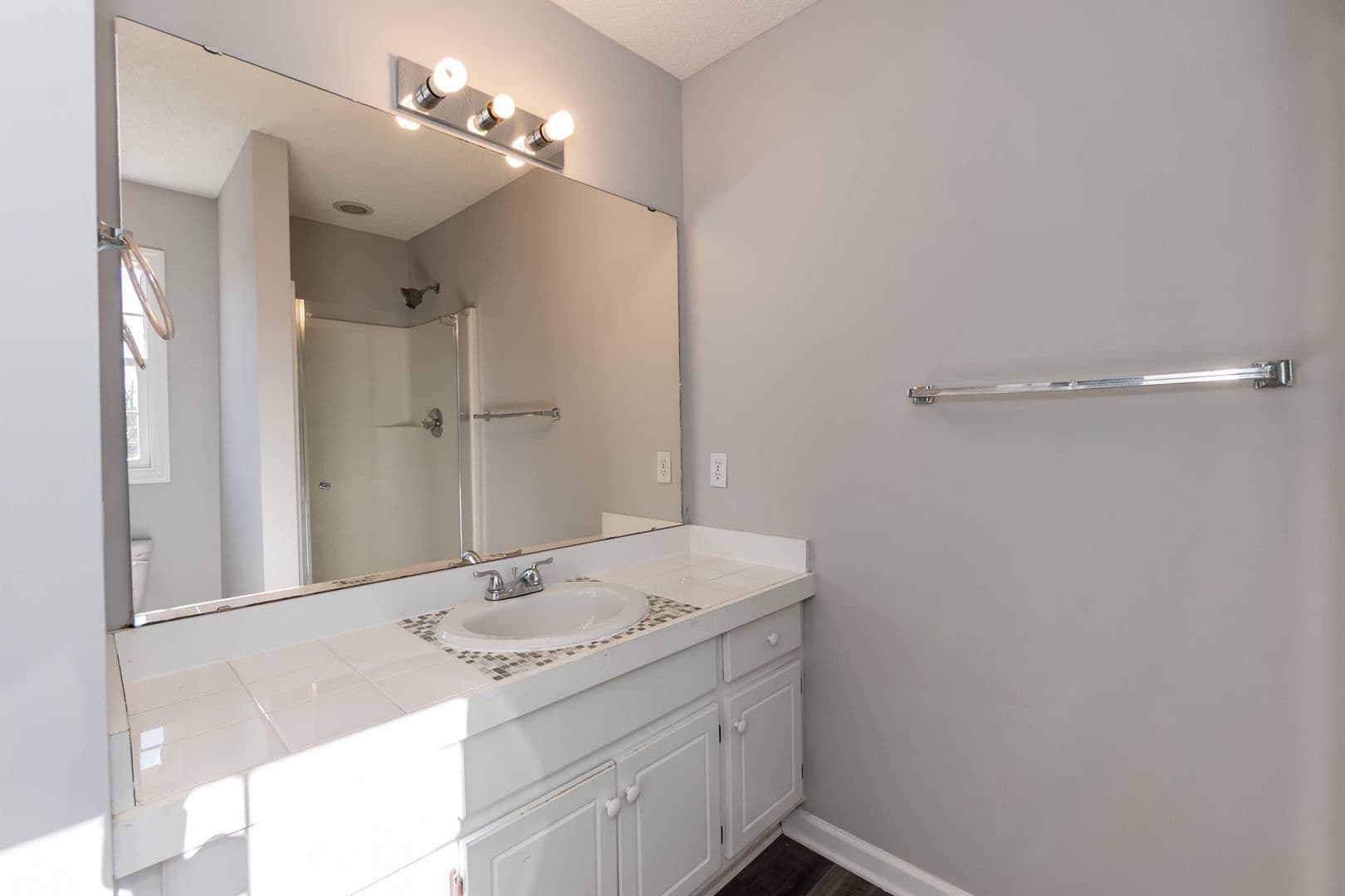 Zebulon House: 205 W Horton St