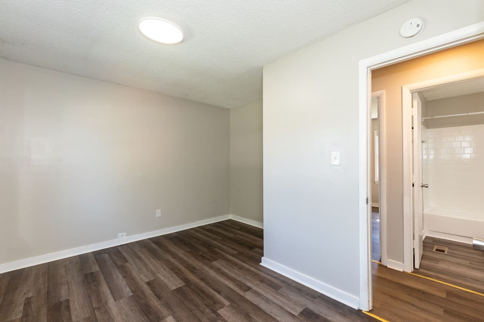 Warrenton House: 103-103 Warrenton Village Dr