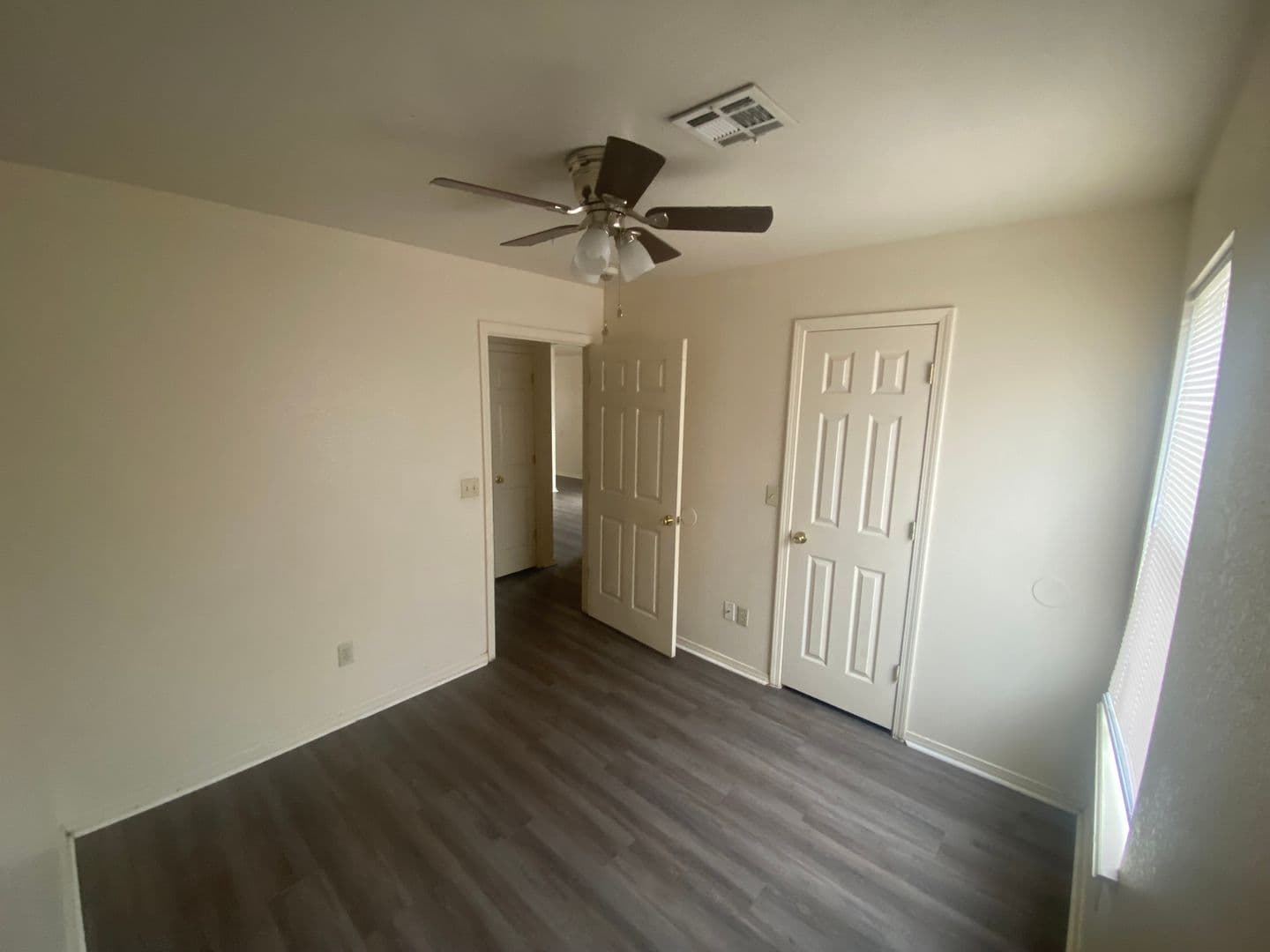 Barling Apartment: 1206 Fort Street