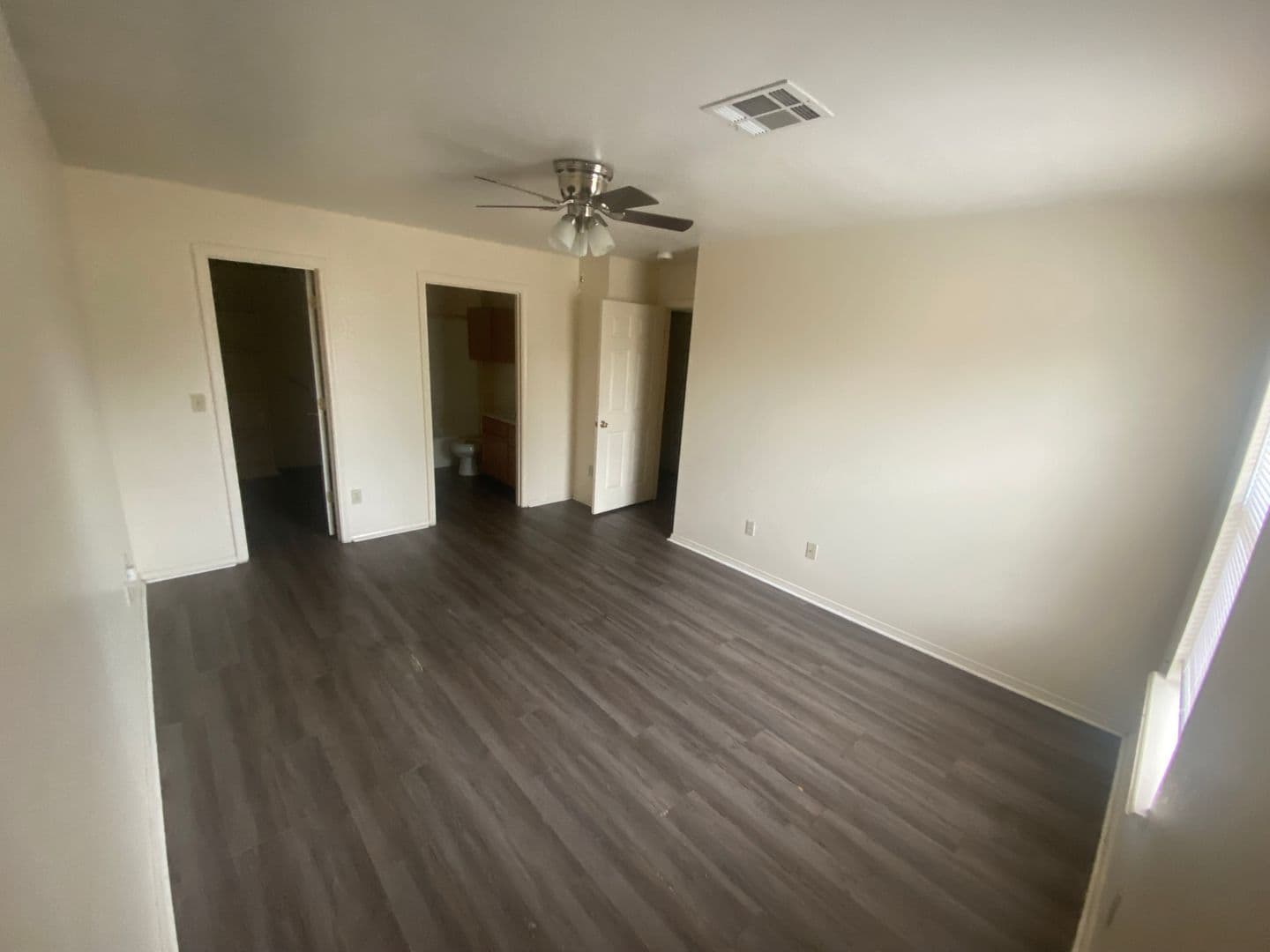 Barling Apartment: 1206 Fort Street