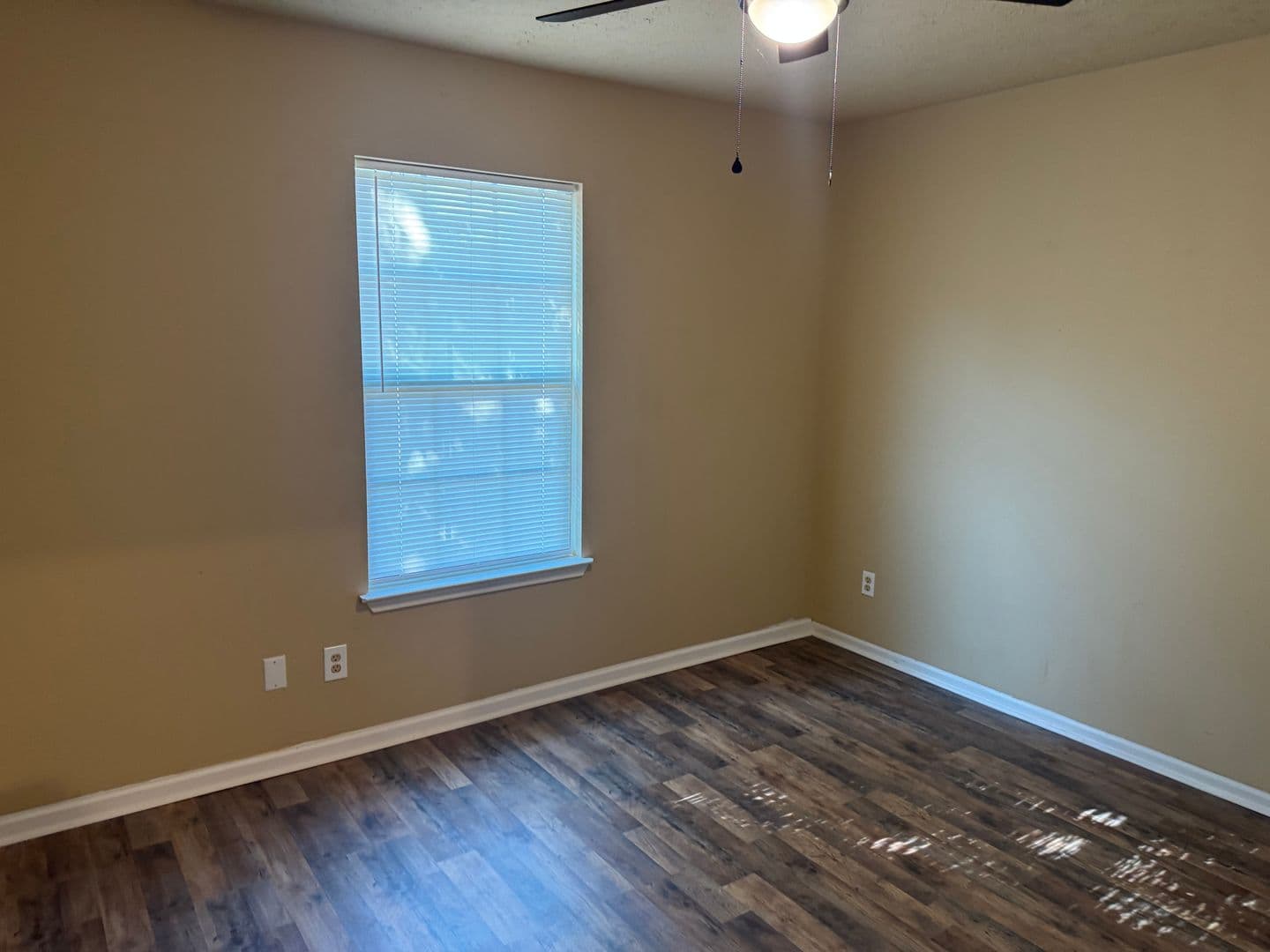 Fort Smith Multiplex: 4304 Walnut Park Drive