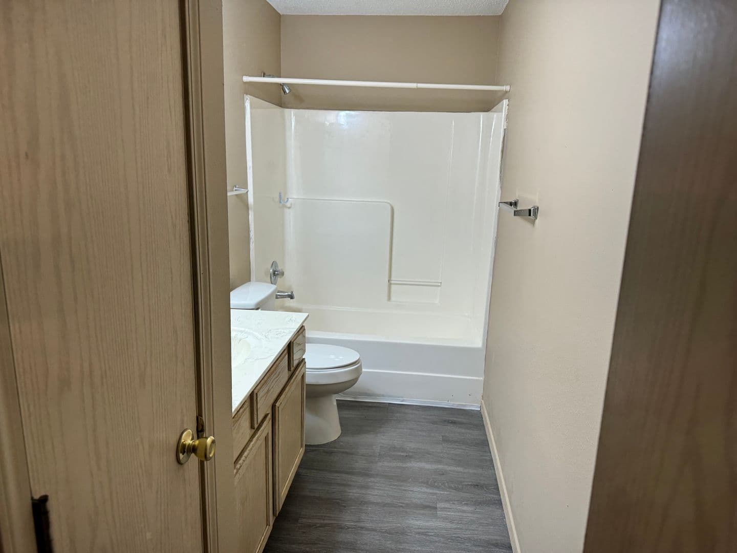 Fayetteville Apartment: Daisy Lane