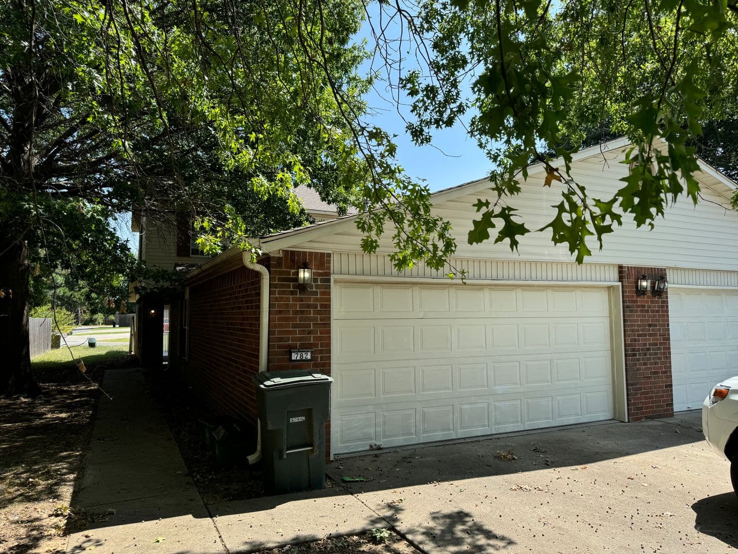 Fayetteville Apartment: Daisy Lane