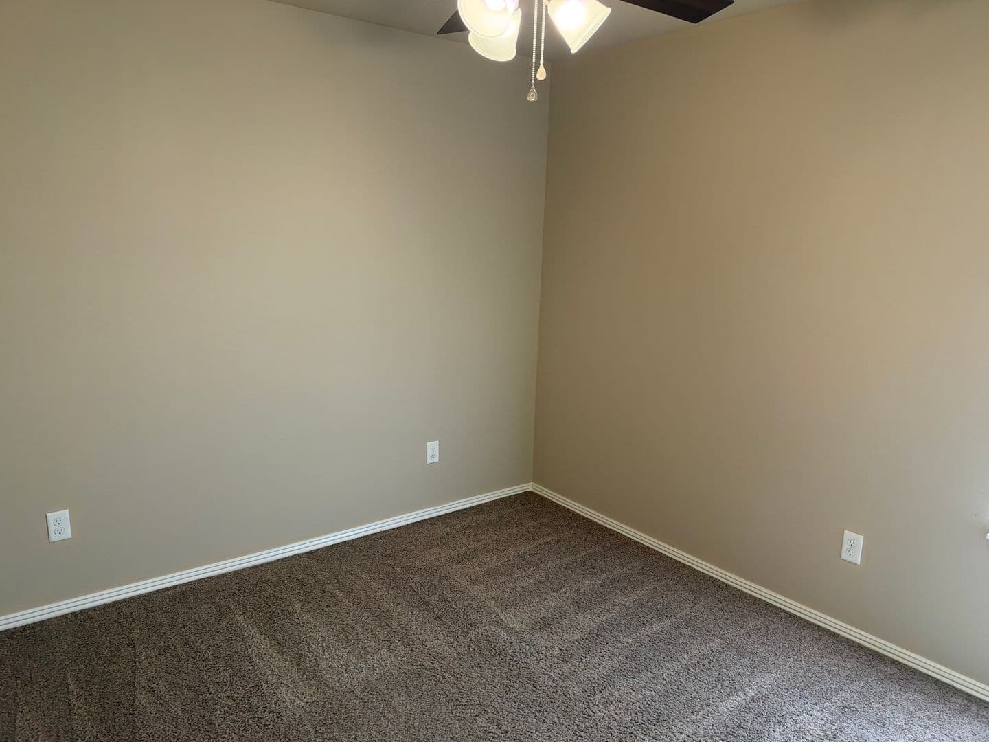 FORT SMITH Apartment: 6000-6002 White Oak Cir