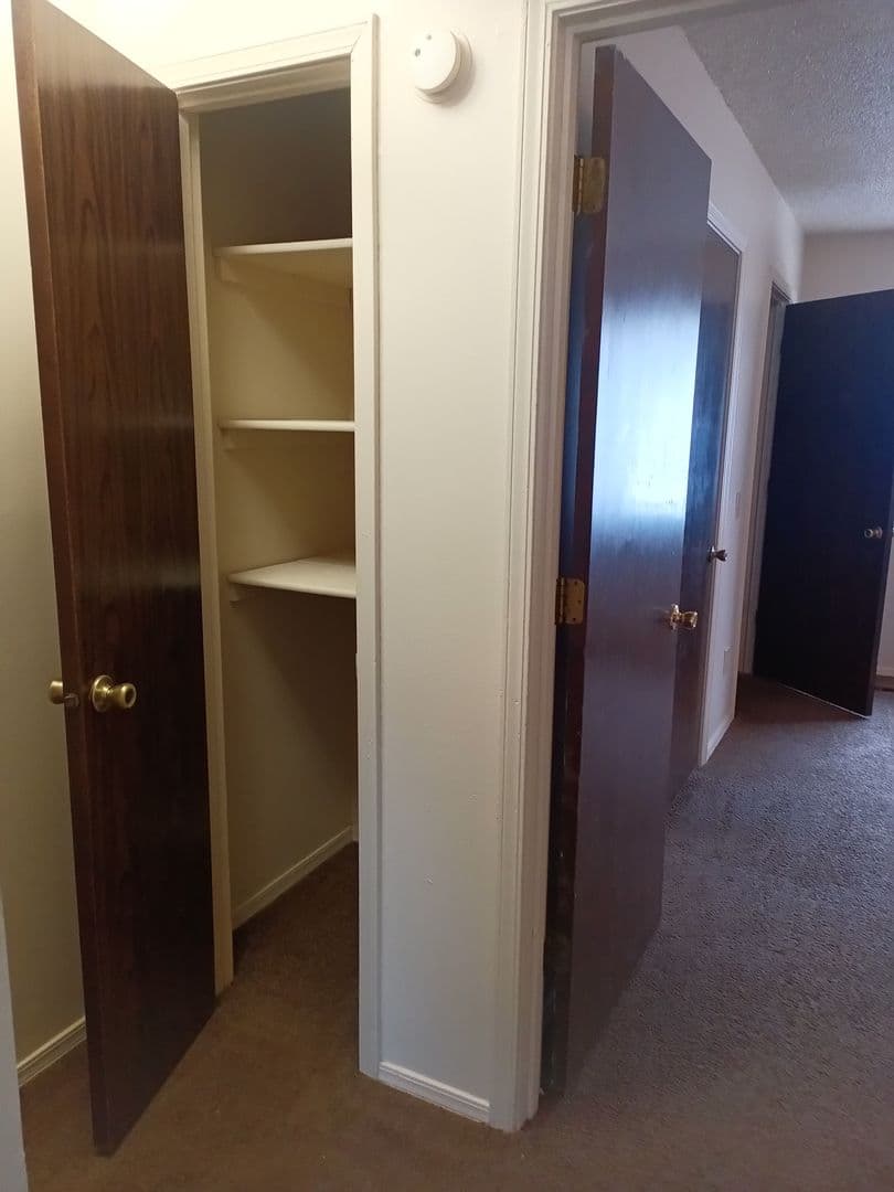 Fayetteville Apartment: 1571 N Leverett Ave
