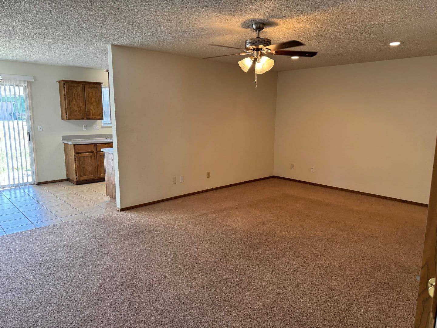 Fayetteville Apartment: Daisy Lane