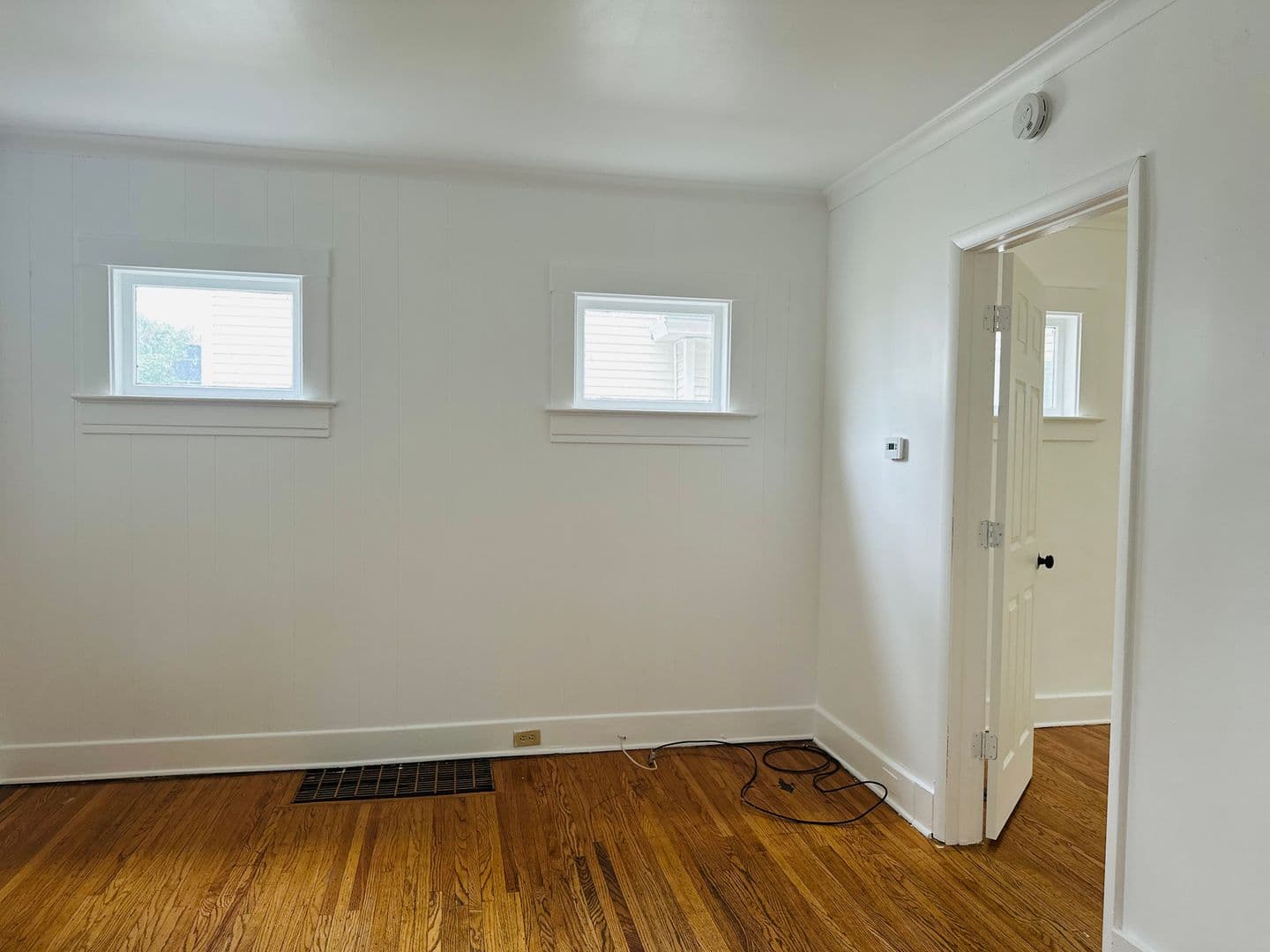 Rochester House: 14 Admiral Pk