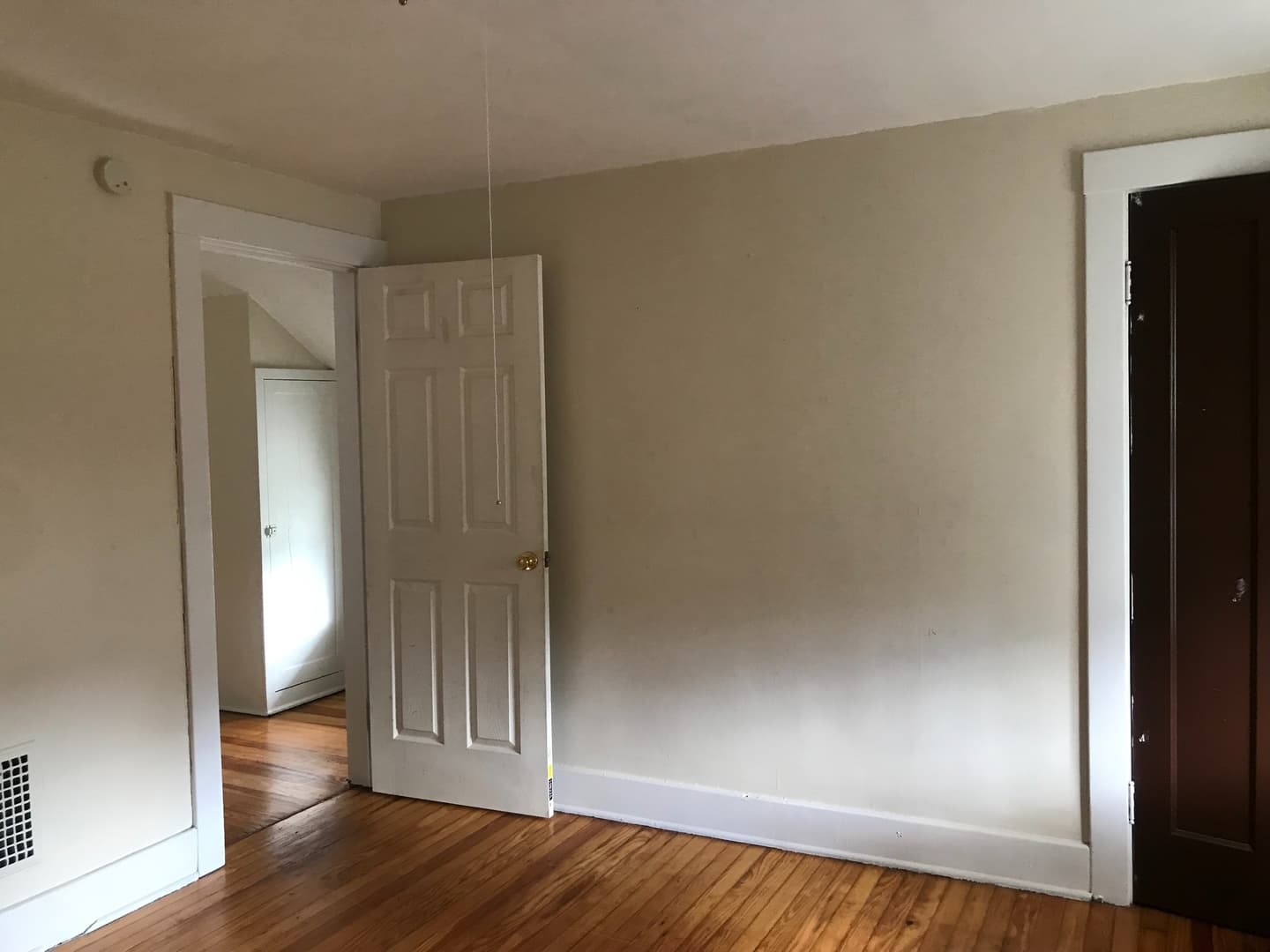 Rochester House: 14 Admiral Pk