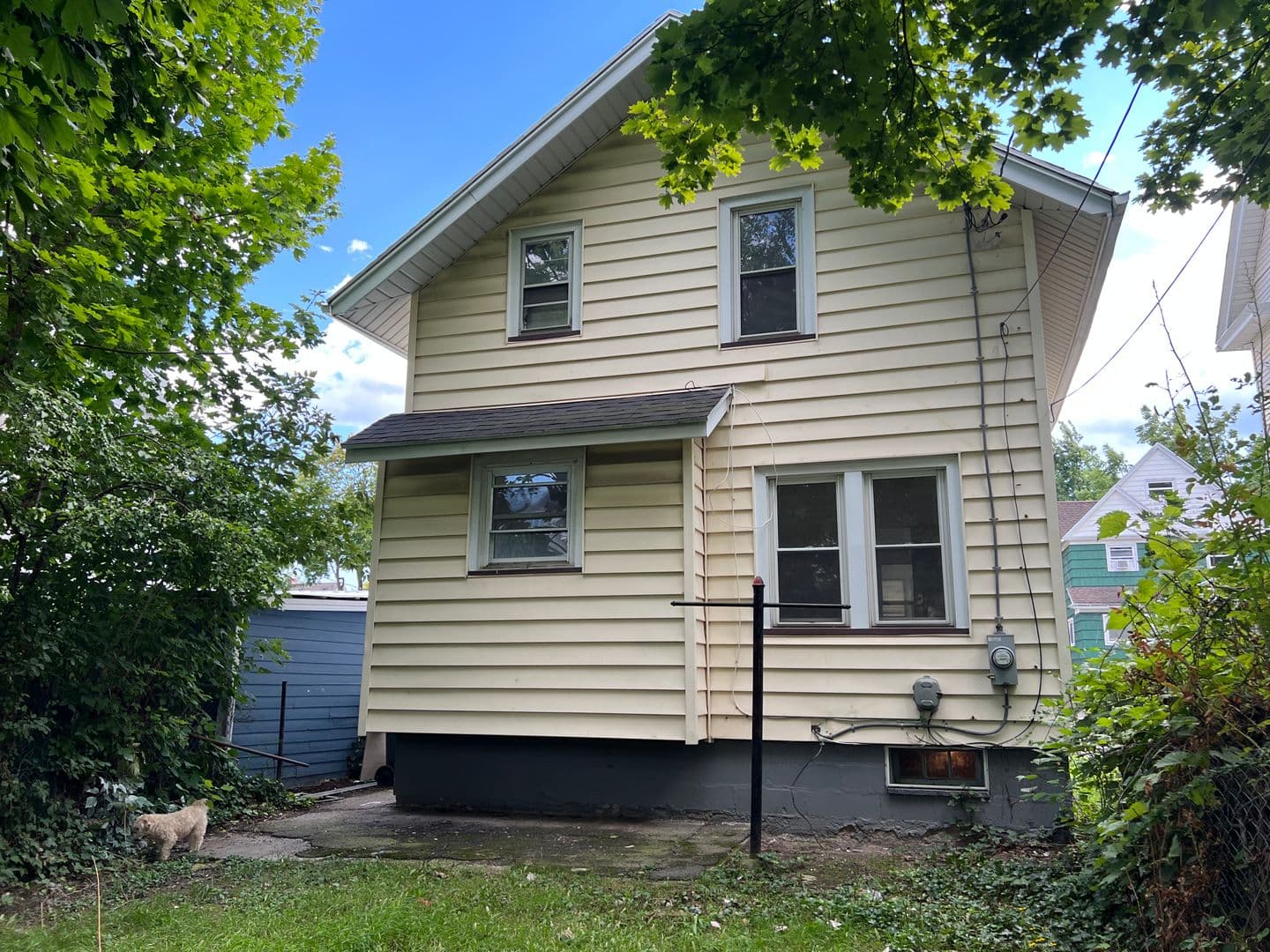 Rochester House: 14 Admiral Pk