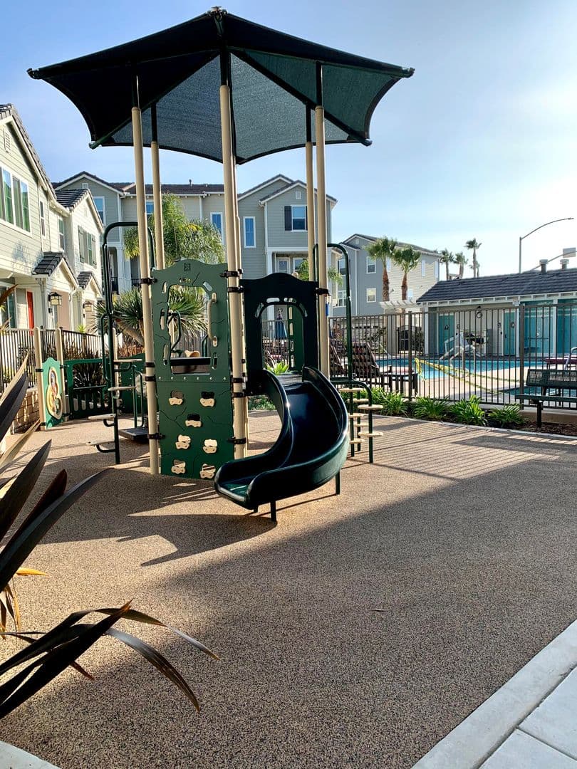Imperial Beach Townhome: 518 Heron Lane