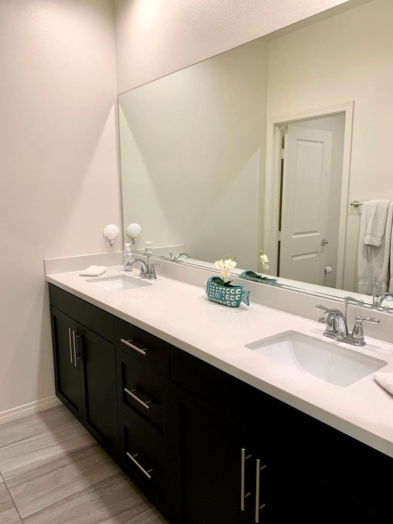 Imperial Beach Townhome: 518 Heron Lane