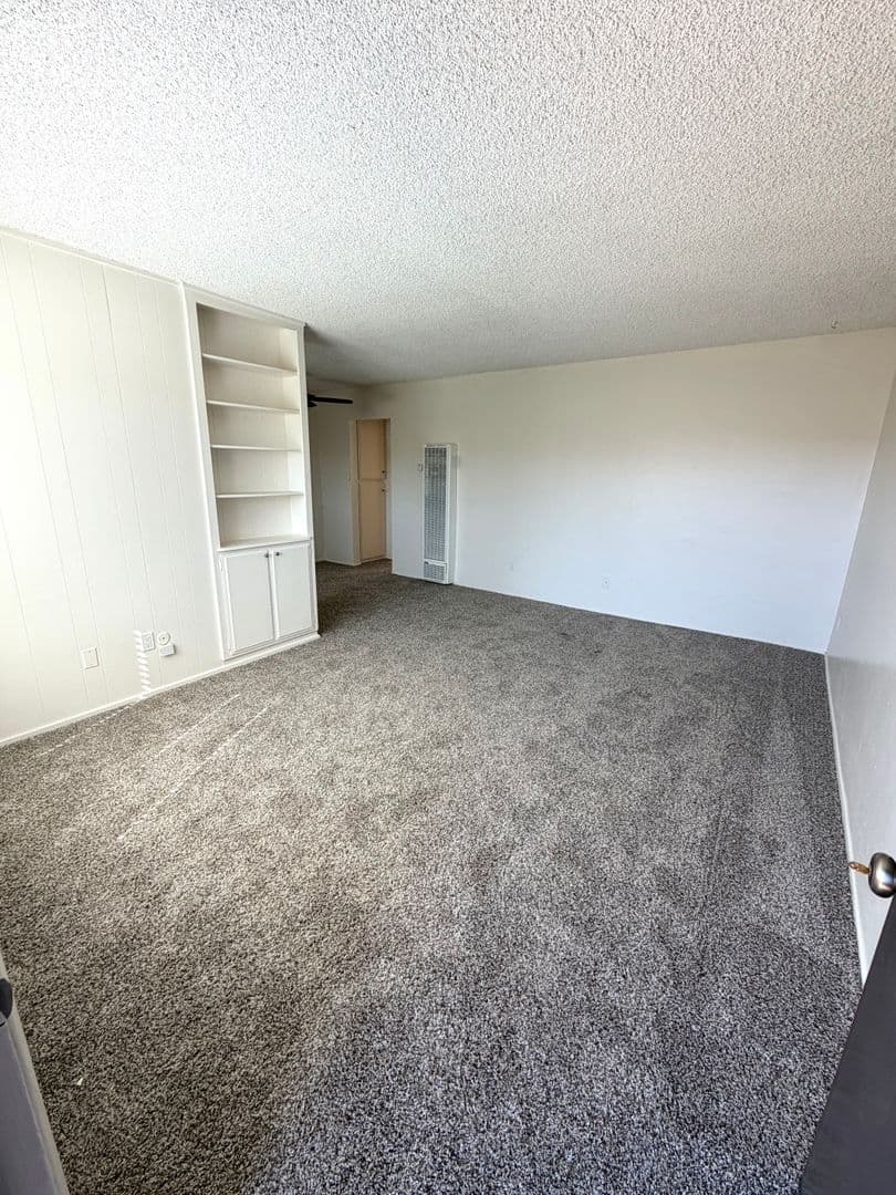 SAN DIEGO Apartment: 4645 ARIZONA  ST
