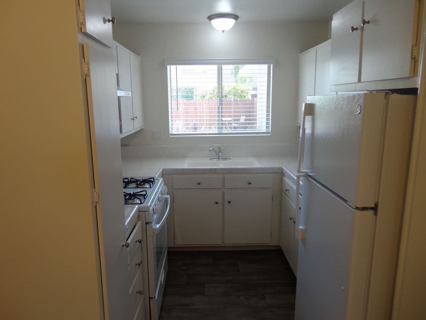 SAN DIEGO Apartment: 4450 CLEVELAND AVE