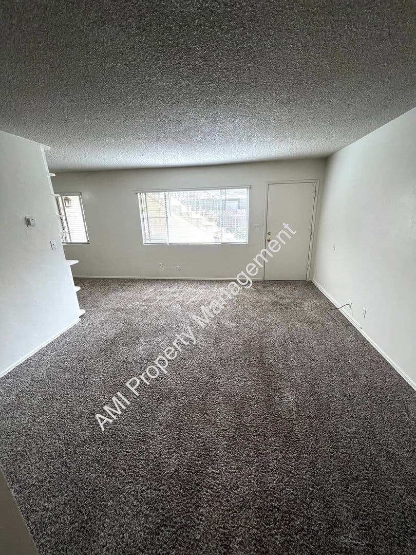 SAN DIEGO Apartment: 4127 33RD ST