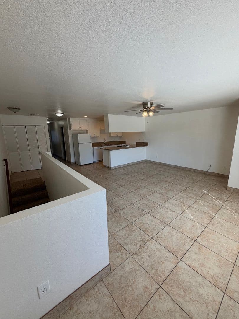 IMPERIAL BEACH Apartment: 1140 CALLA AVE