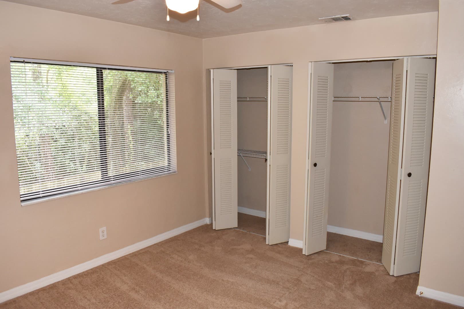 Gainesville Apartment: 2735 SW 35th Place