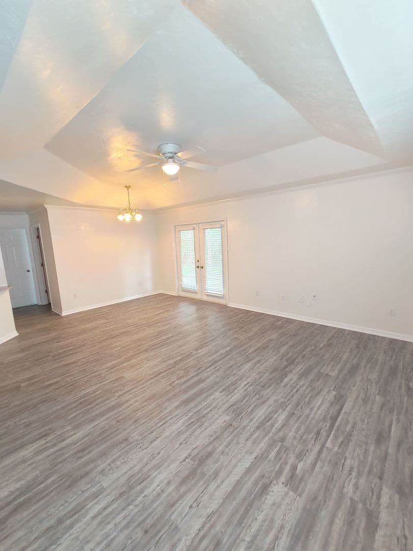 Gainesville House: 3650 NW 25th Terrace