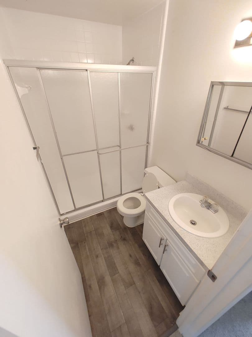 Gainesville Apartment: 2735 SW 35th Place