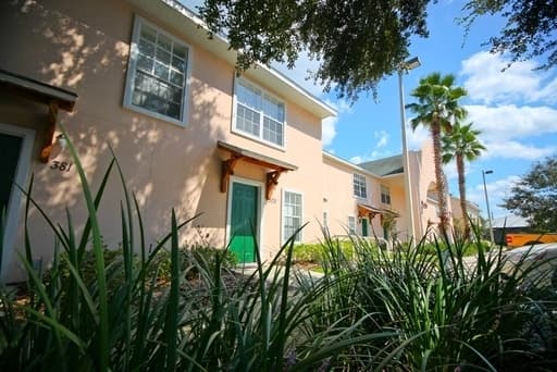 Gainesville Apartment: NW 39th Road
