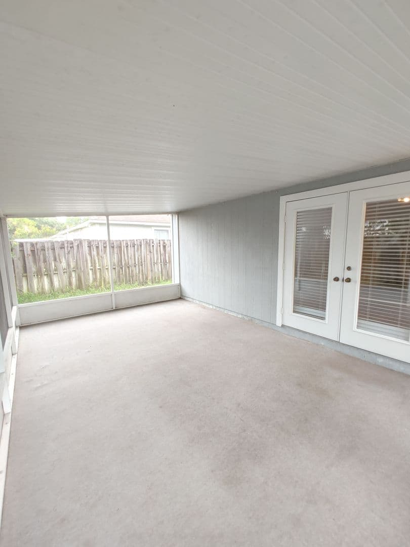 Gainesville House: 3650 NW 25th Terrace