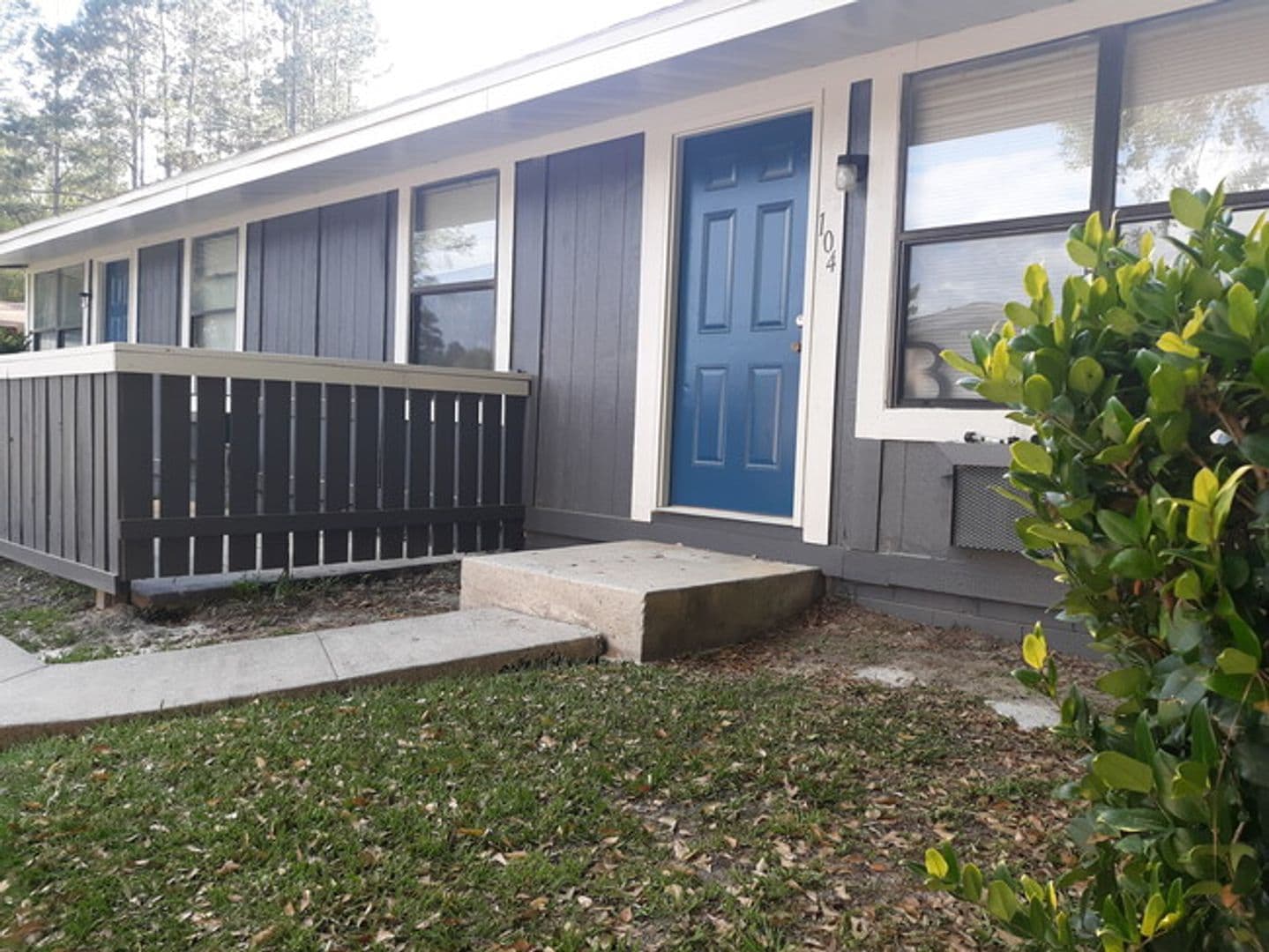 Lake City Apartment: 826 SW Amberwood Loop