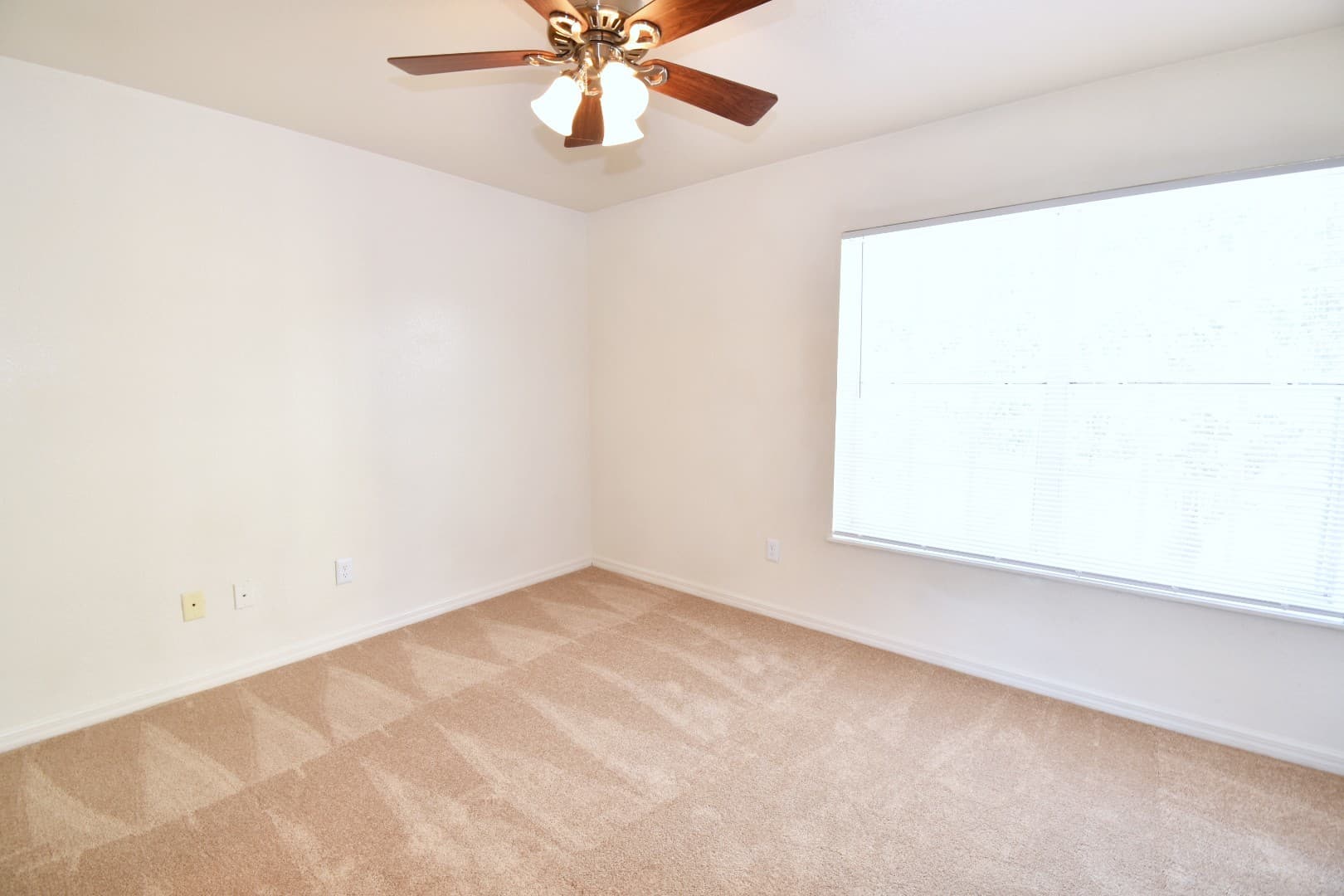Gainesville Apartment: NW 39th Road