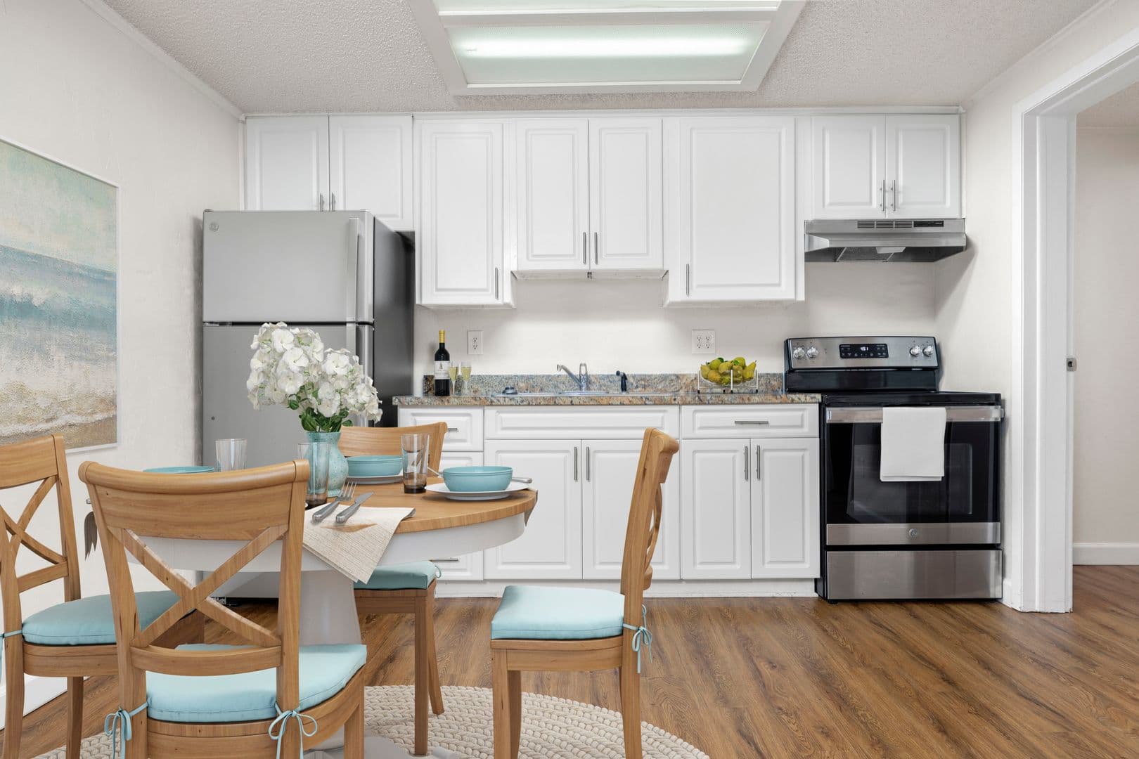 Lake City Apartment: 826 SW Amberwood Loop