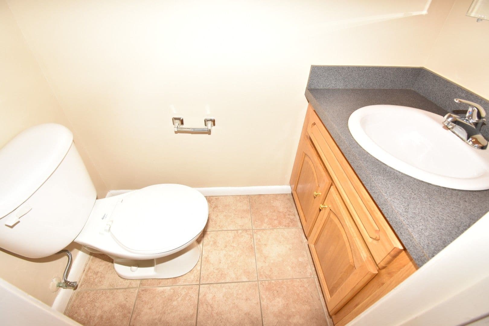 Gainesville Apartment: 2735 SW 35th Place