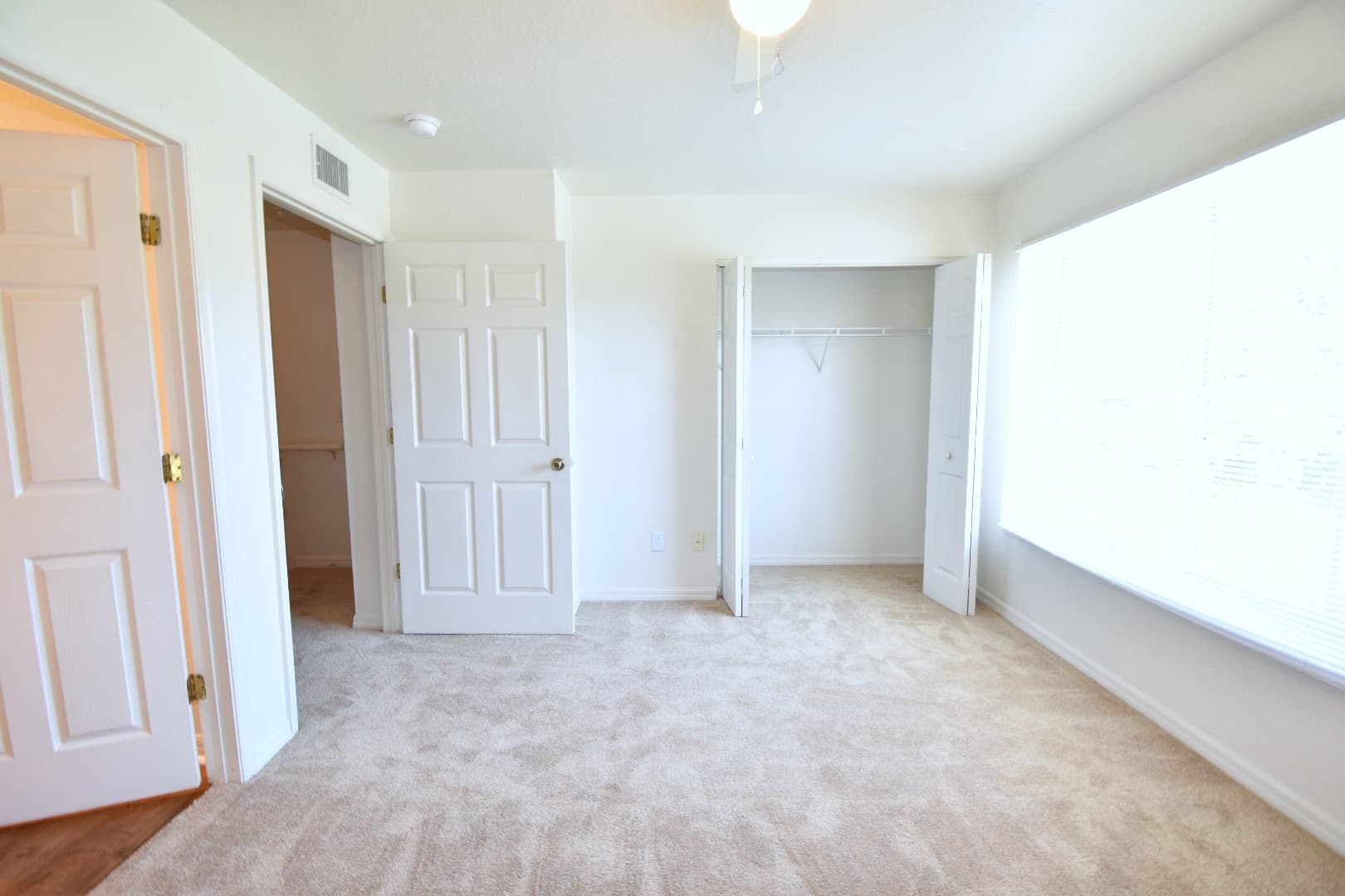 Gainesville Apartment: NW 39th Road