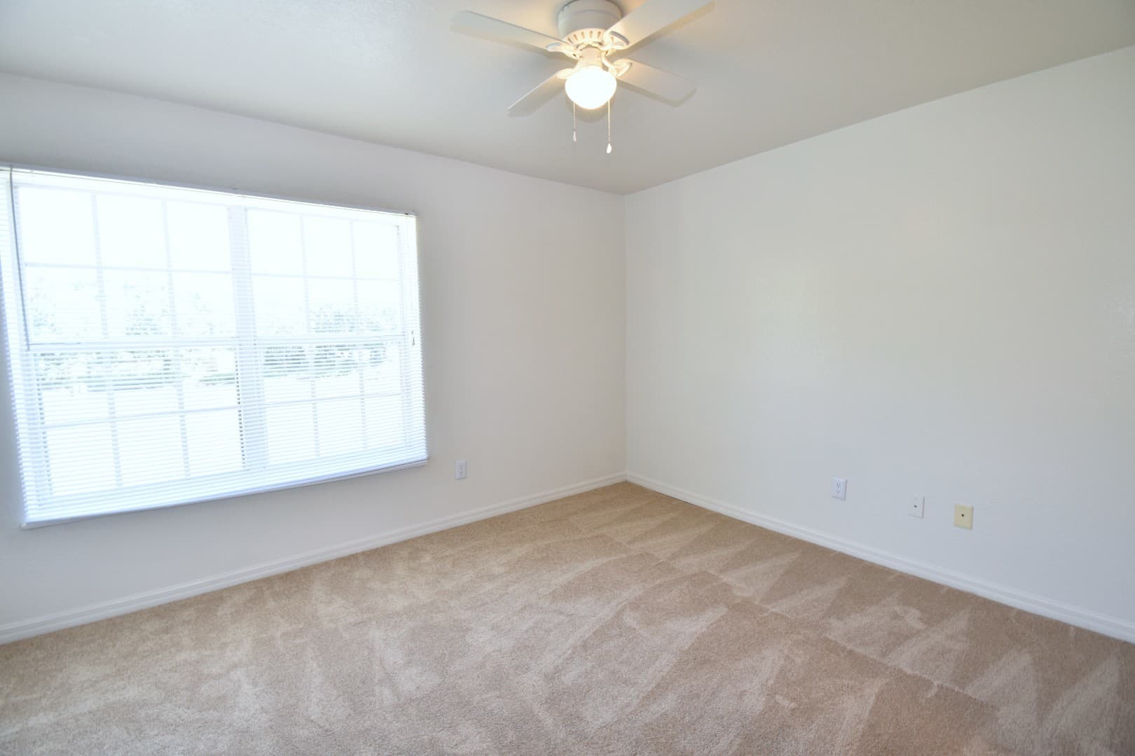 Gainesville Apartment: NW 39th Road