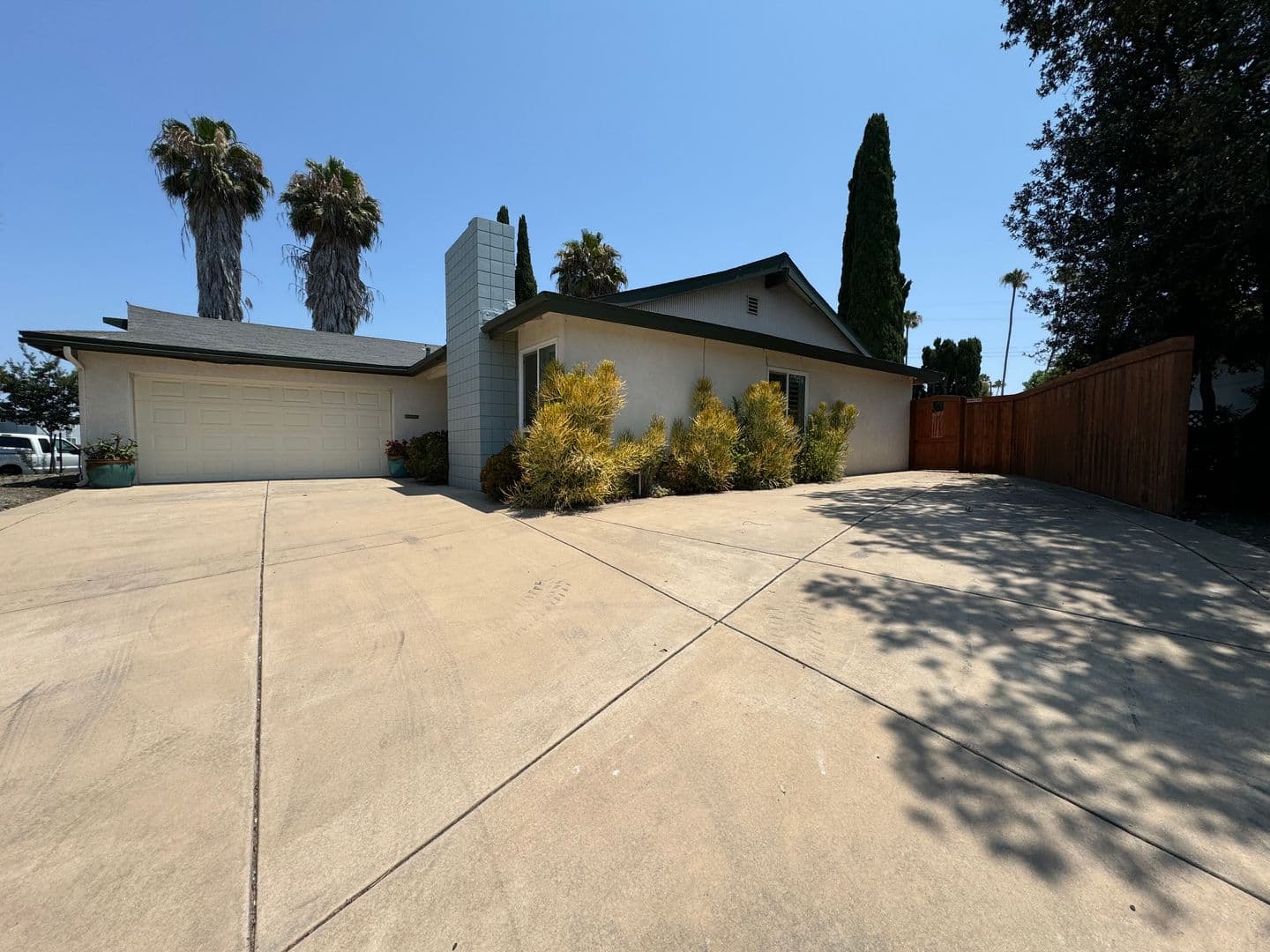 San Diego House: 4575 62nd Street