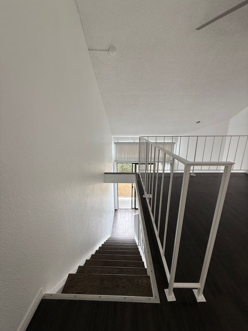 San Diego Townhome: 5757 Gaines Street, #E