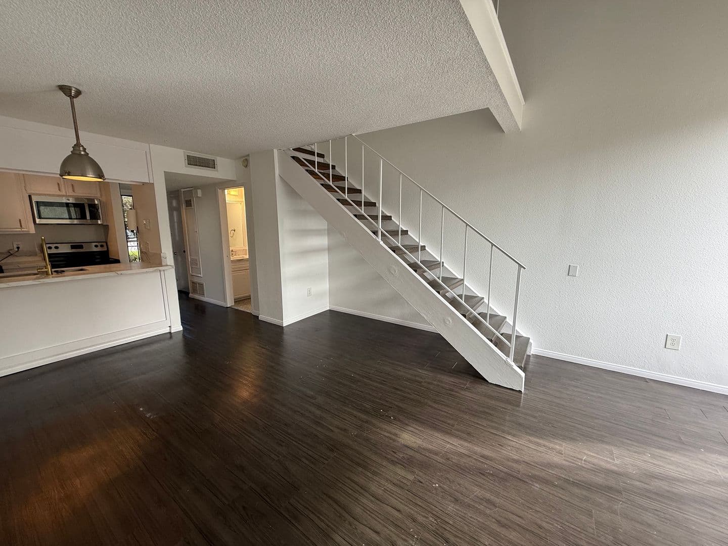 San Diego Townhome: 5757 Gaines Street, #E