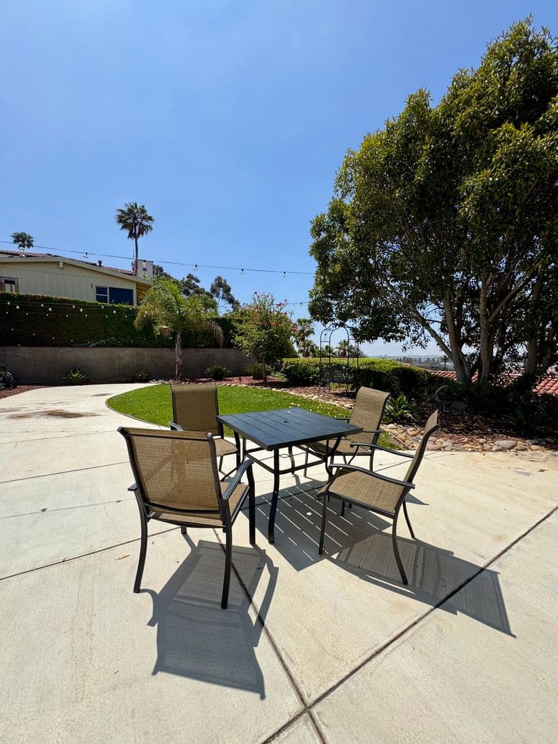 San Diego Apartment: 2445 Juan Street