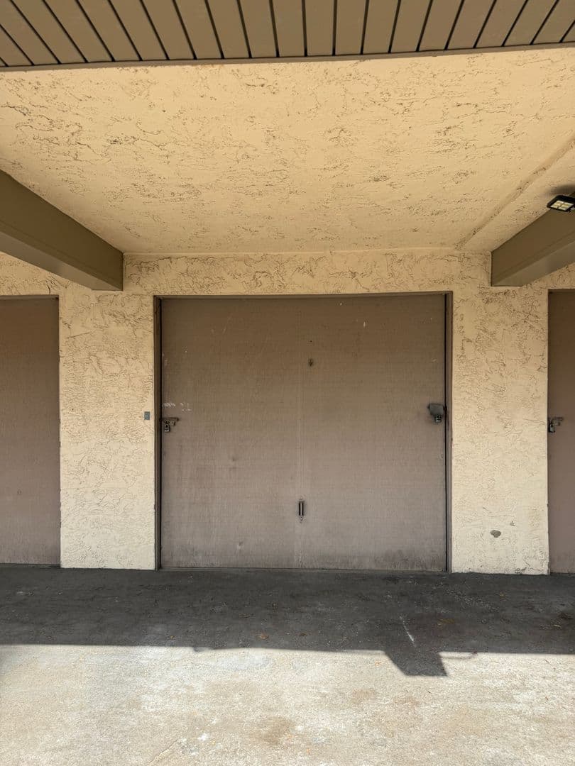 San Diego Townhome: 5757 Gaines Street, #E