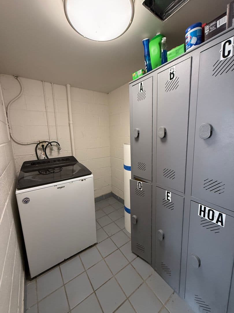 San Diego Townhome: 5757 Gaines Street, #E