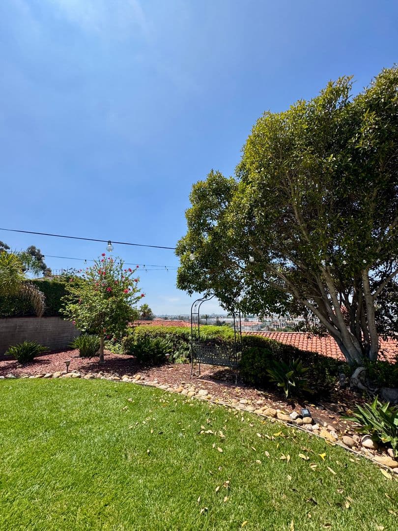 San Diego Apartment: 2445 Juan Street