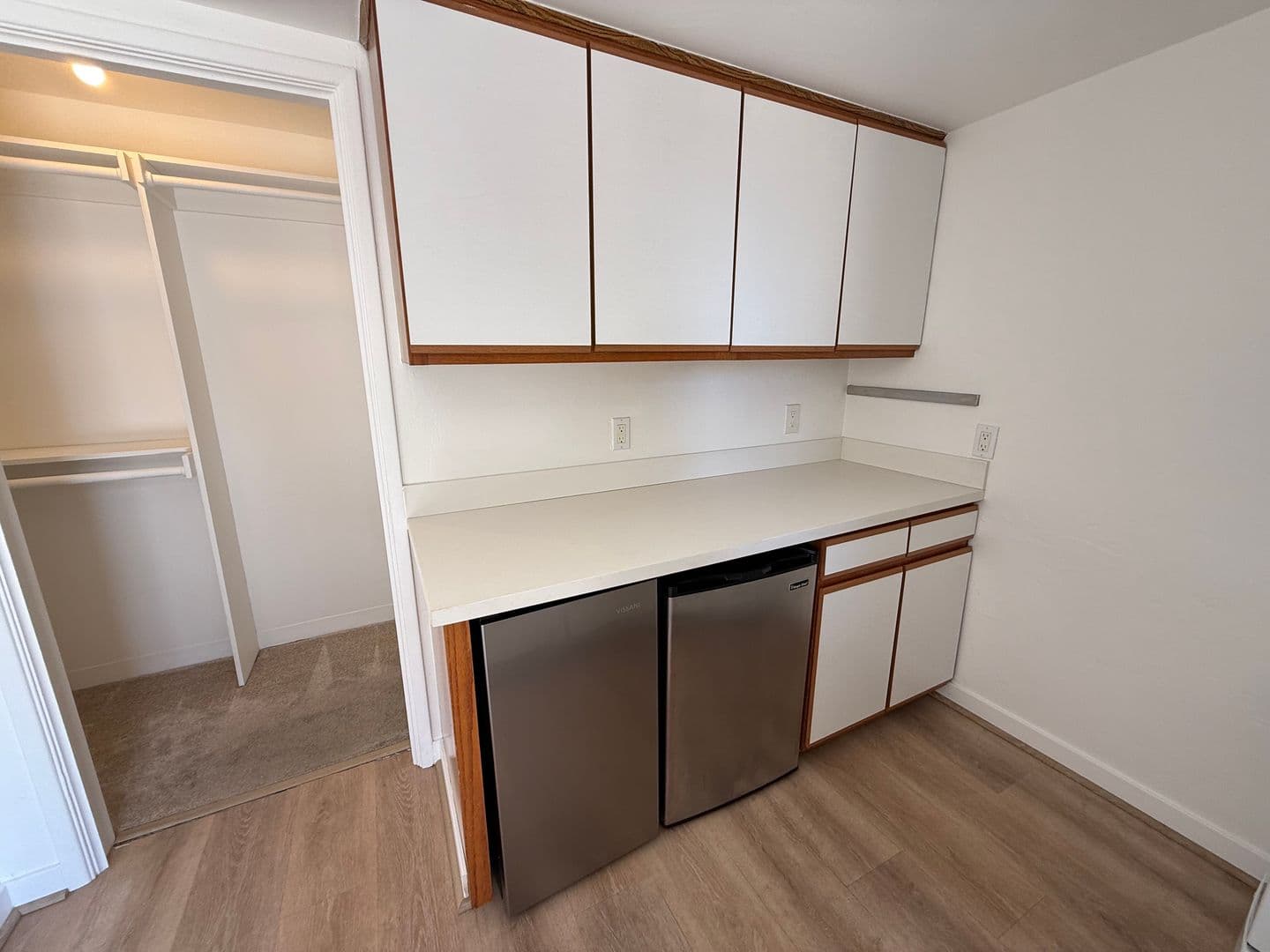San Diego Apartment: 2445 Juan Street