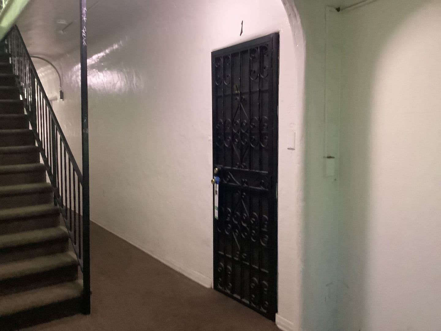 Huntington Park Apartment: 2804 E. 58th St.