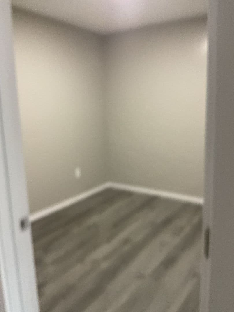 Huntington Park Apartment: 7013/S Malabar St.