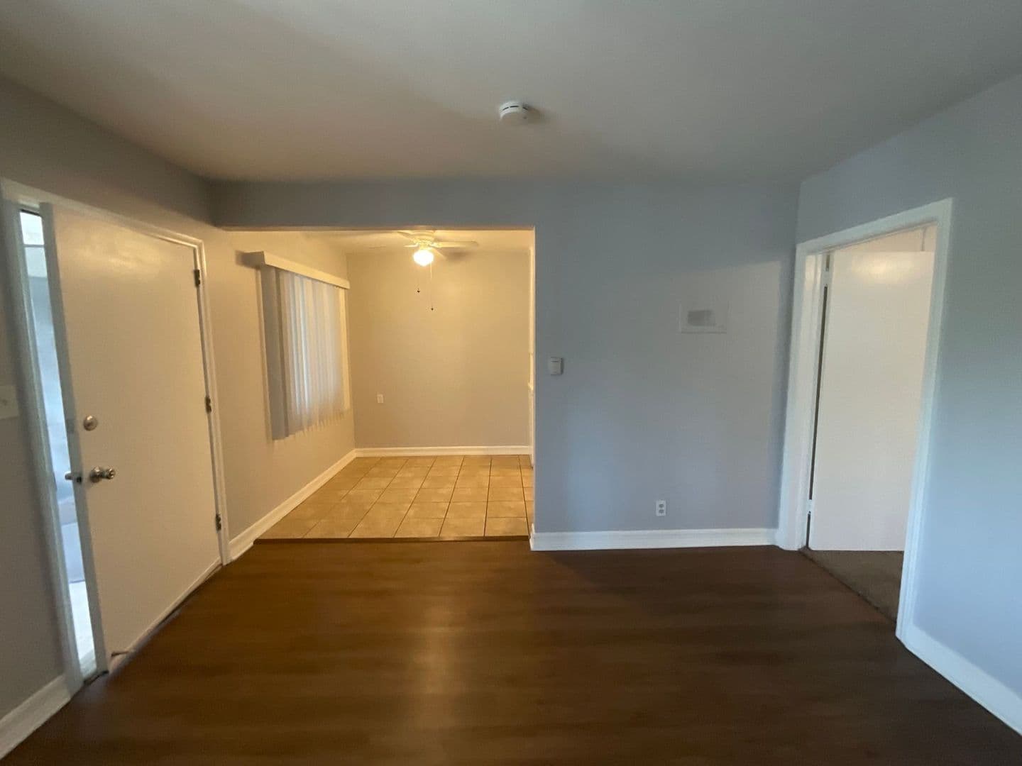 Maywood Apartment: 6118 Prospect Ave.