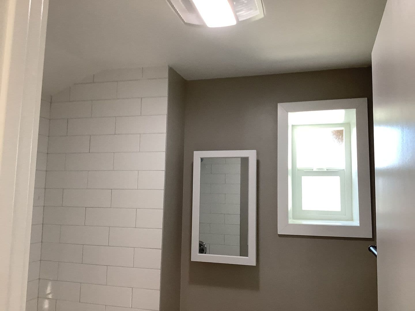 Bell Gardens Apartment: 5909 Cecilia St.