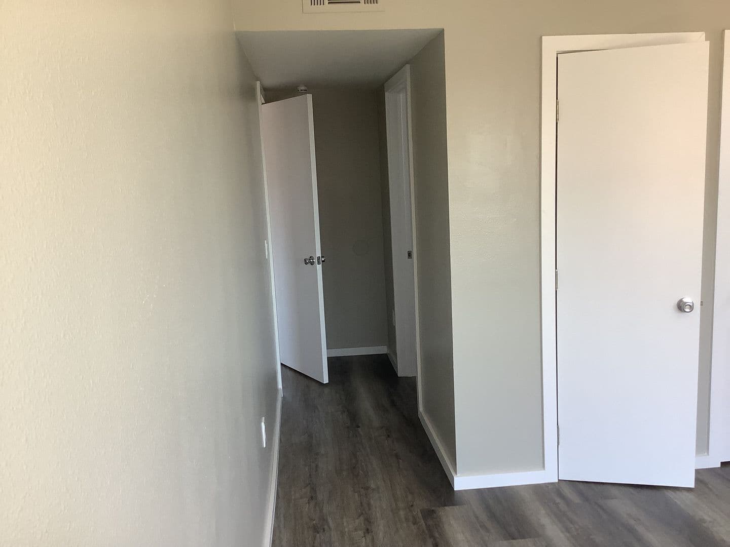 Bell Apartment: 4576 Florence Ave.
