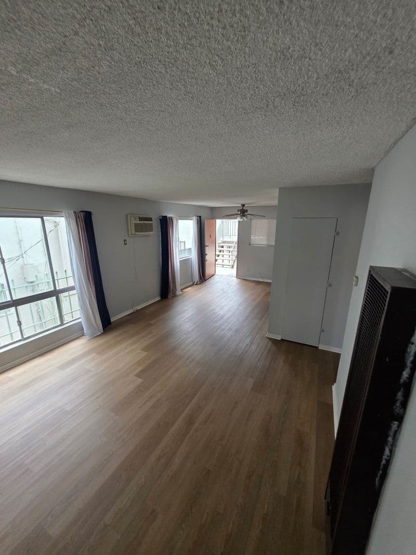 Los Angeles Apartment: 1343 N. Curson Ave.