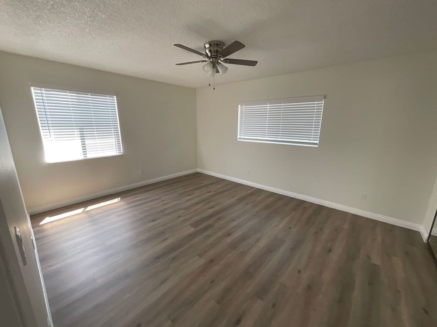 Whittier Apartment: 6327 Newlin Ave.